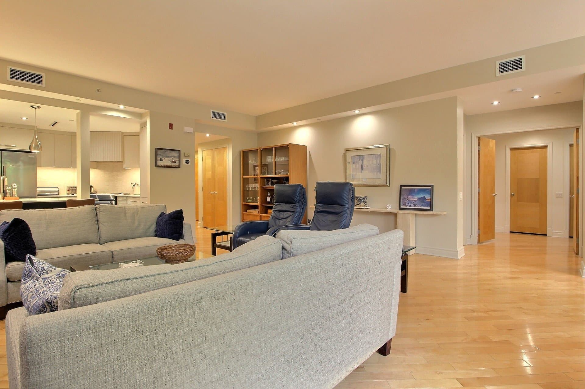 Condo - 1605 Av. du Docteur-Penfield, apt. 202, Montréal