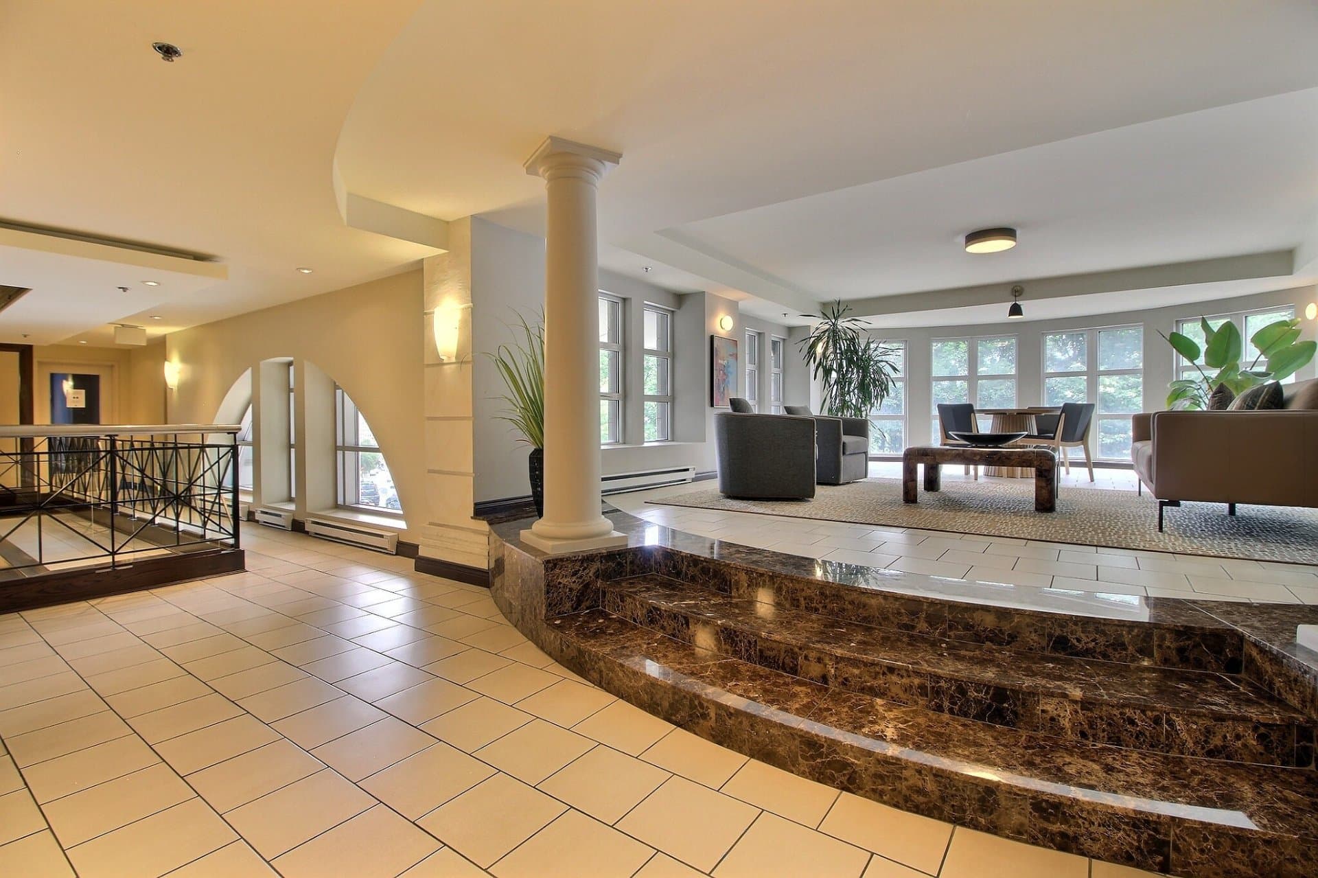 Condo - 1605 Av. du Docteur-Penfield, apt. 202, Montréal