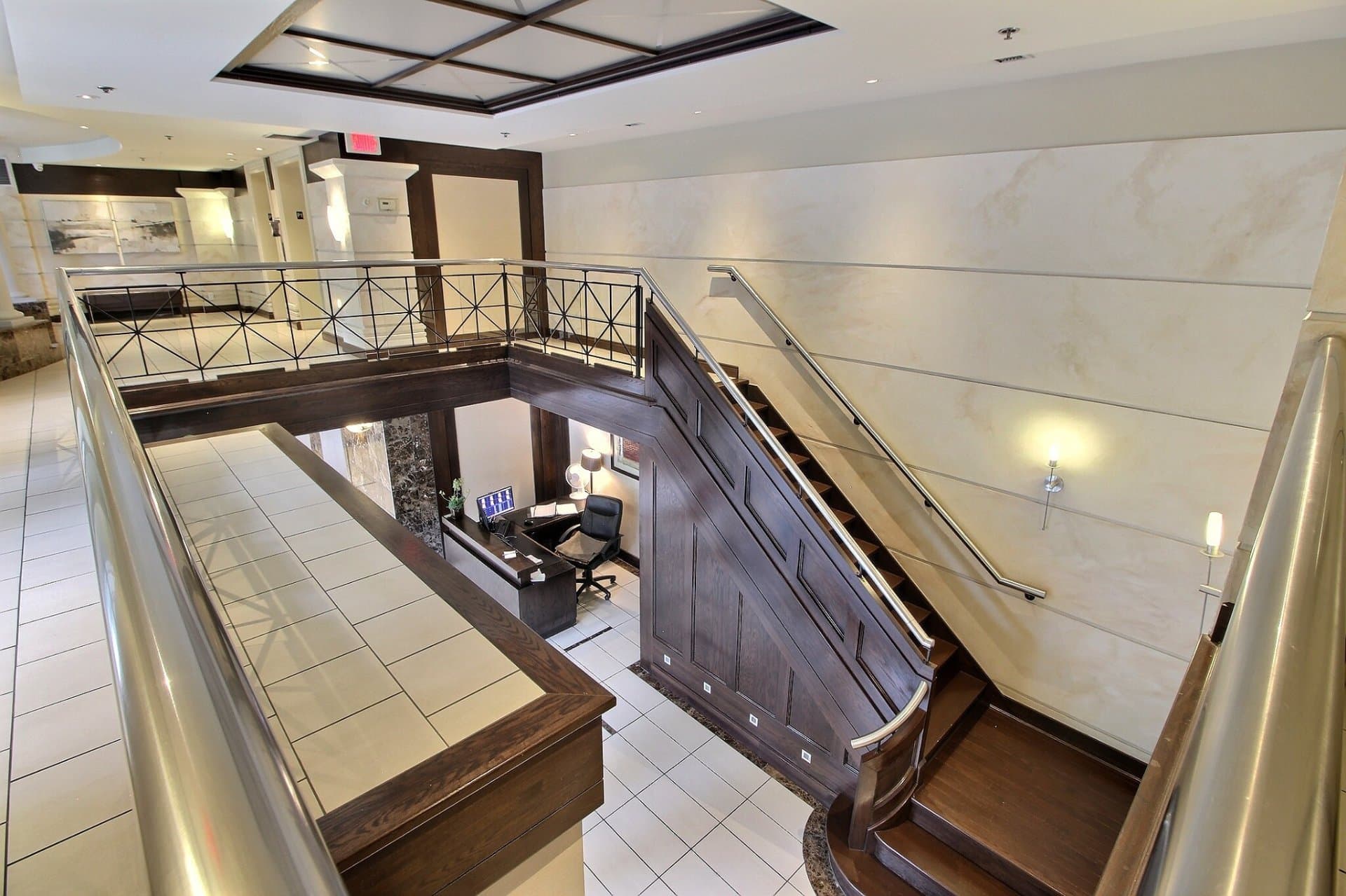 Condo - 1605 Av. du Docteur-Penfield, apt. 202, Montréal